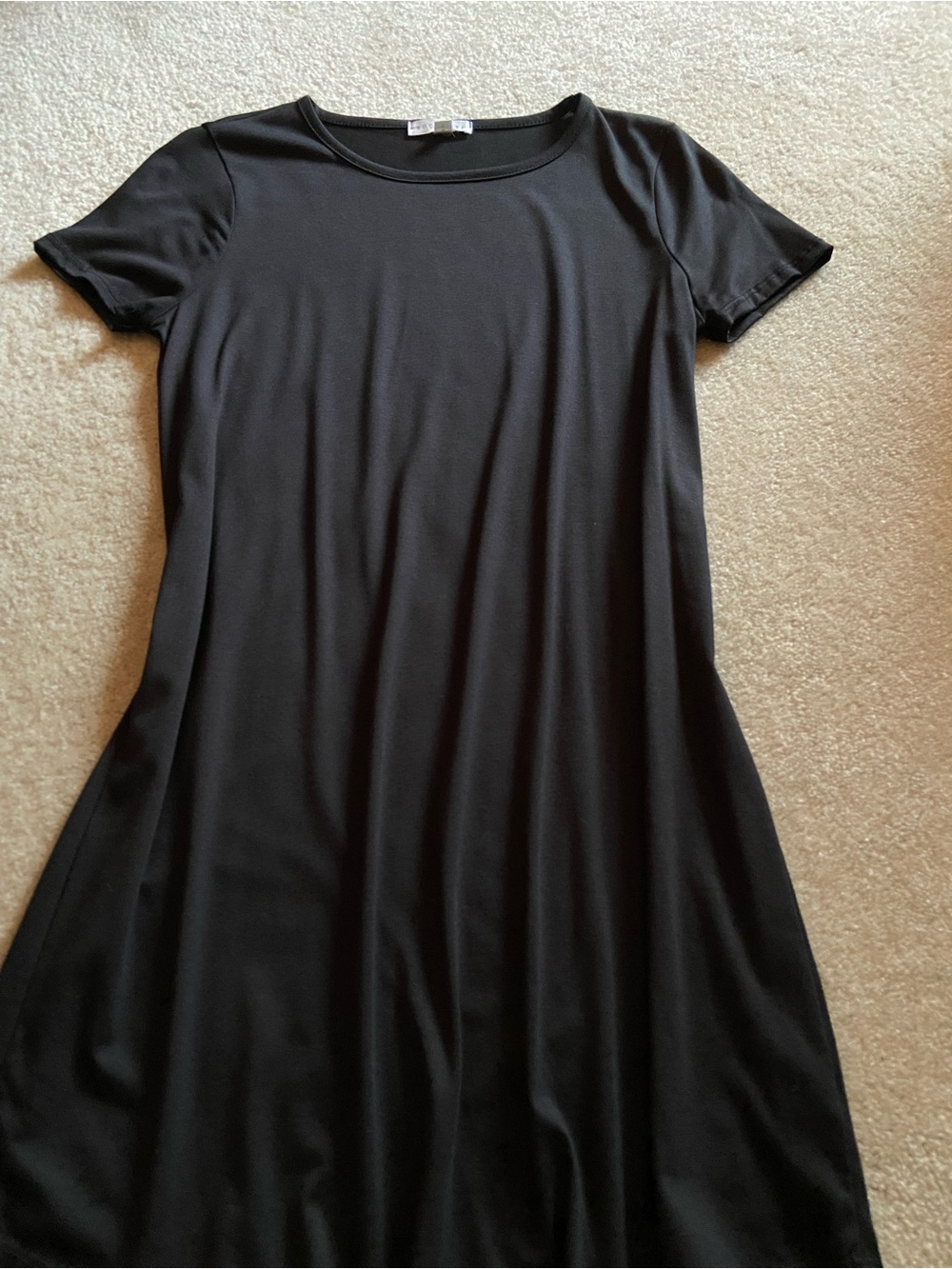 Socialite T shirt Black Dress - Picture 2 of 3
